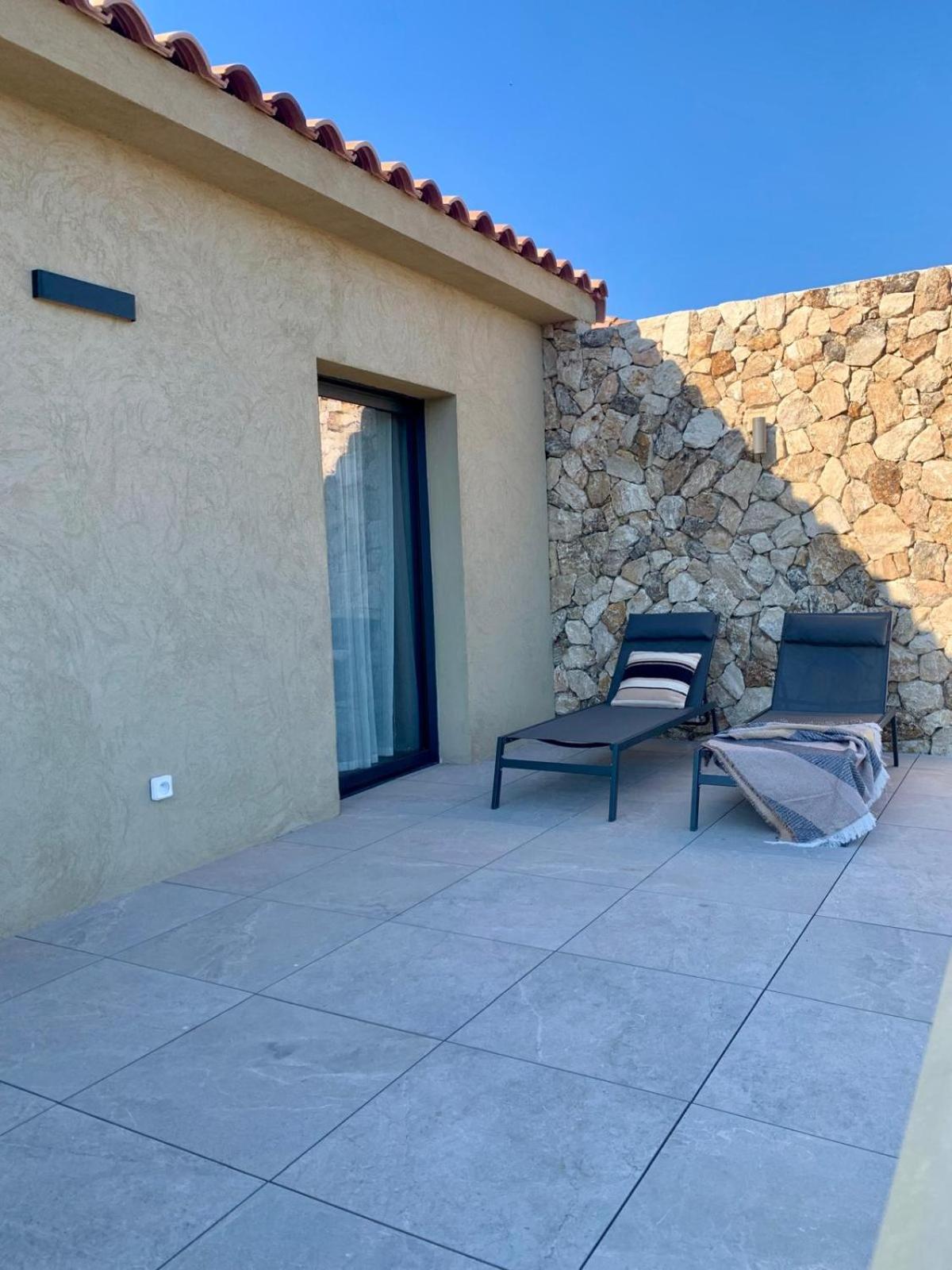 Residence 3 Etoiles Pietra Gemina - Appartements De Vacances, Au Calme, Avec Piscine 卡伦扎纳 外观 照片